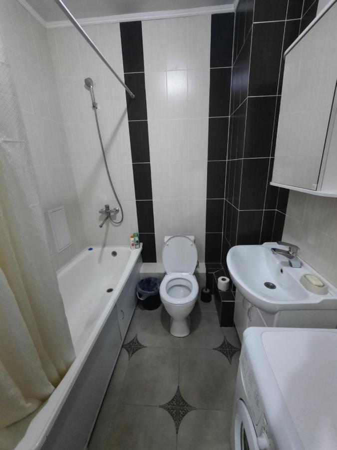 Кошкарбаева 45 Б Apartment อัสตานา ภายนอก รูปภาพ